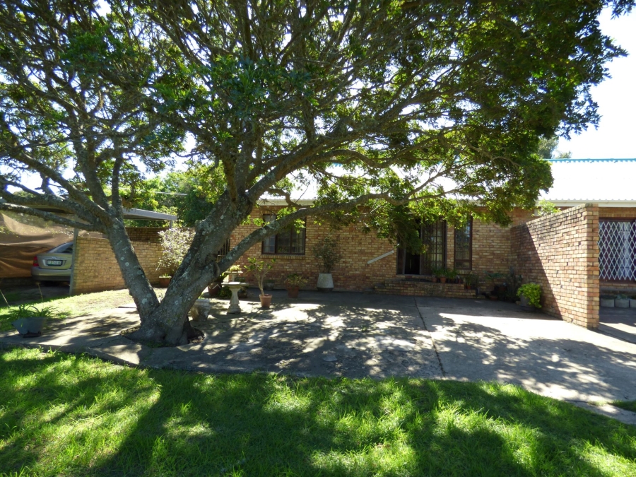 4 Bedroom Property for Sale in West Bank Eastern Cape